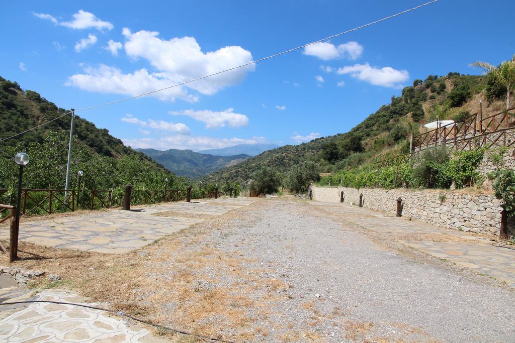 Profetina Village Motta Camastra Esterno foto